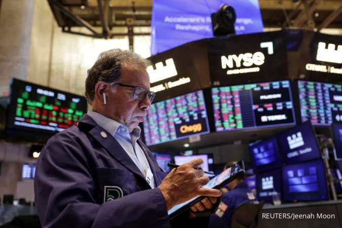 Wall Street Turun, S&P 500 dan Nasdaq Melorot Dipicu Penurunan Saham Dell dan Nvidia