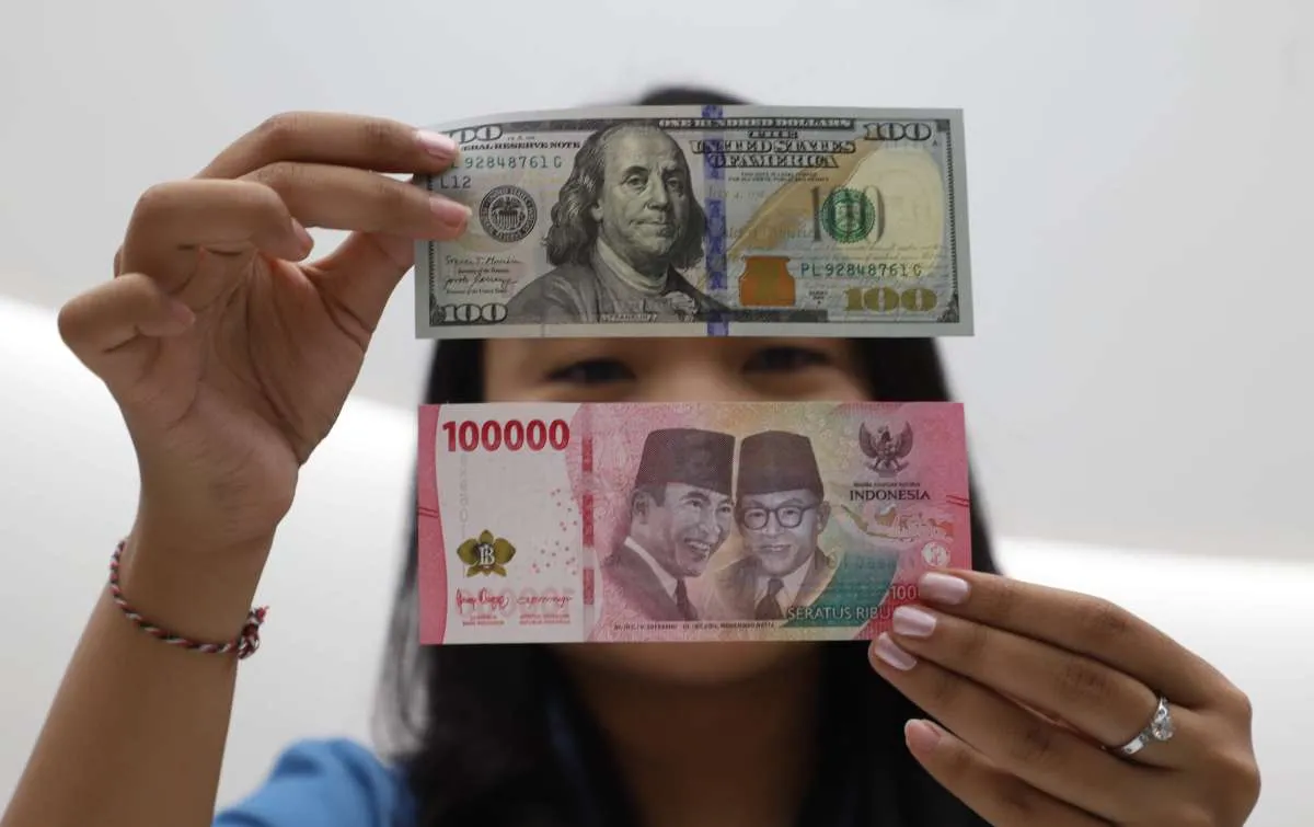BI Tahan Suku Bunga, Begini Proyeksi Rupiah hingga Akhir Tahun 2025