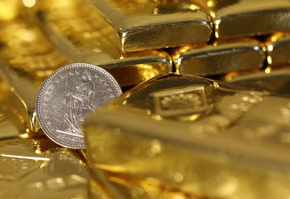 Harga Emas Masih Bergerak di Level Tertinggi dalam Tiga Minggu 