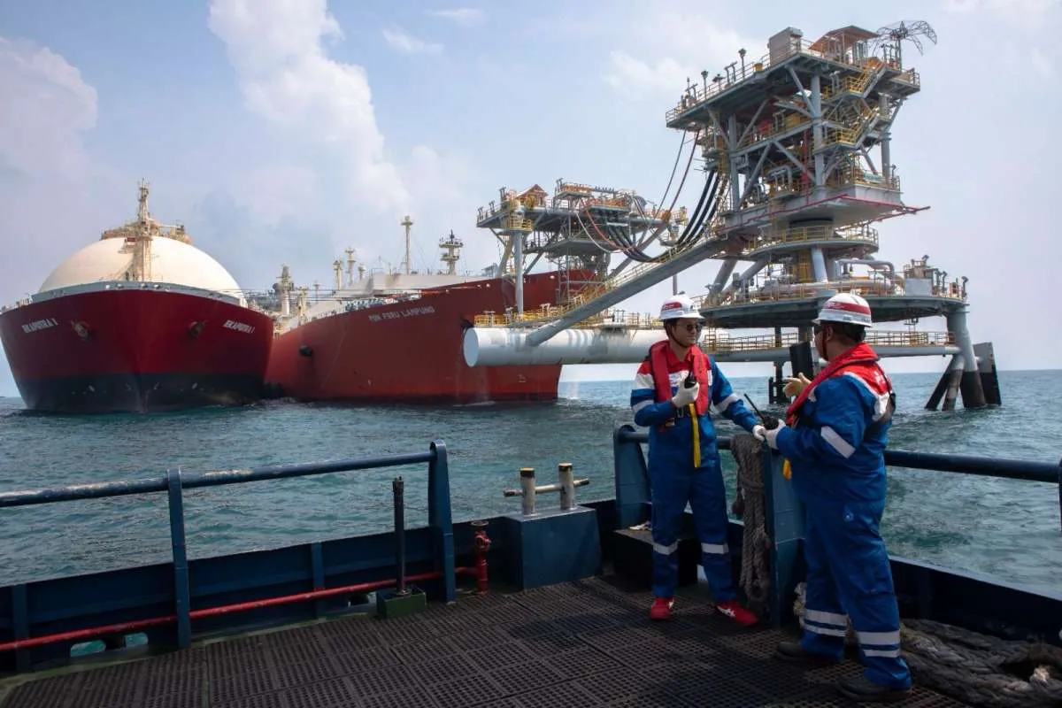 Transisi Energi Melalui FSRU Topang Kinerja PGN (PGAS), Cermati Rekomendasi Sahamnya