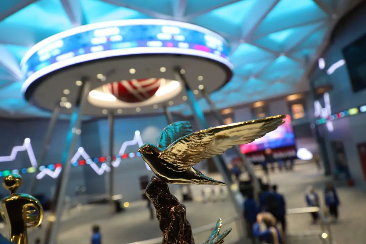 OJK Merevisi Aturan Penjatahan IPO, Investor Ritel Dapat Porsi Sama Dengan Institusi