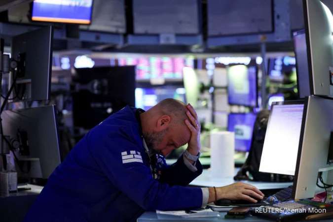 Wall Street Ditutup Beragam, Saham Apple dan Eli Lilly Melonjak