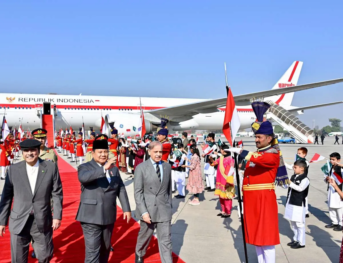 Prabowo Teken Tujuh Perjanjian dengan Pakistan Saat Kunjungannya Selasa (9/12)