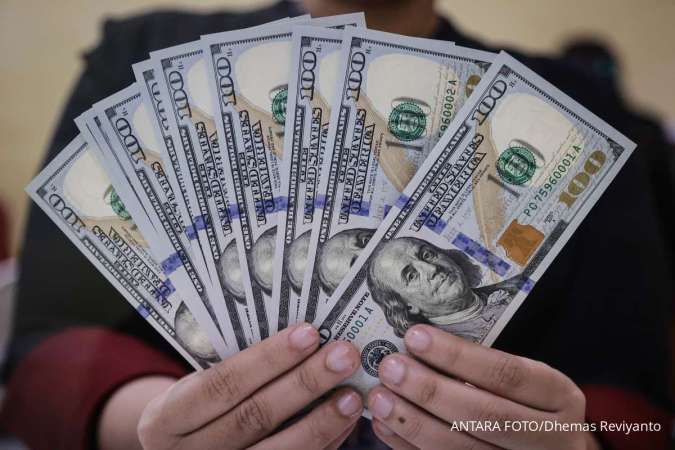 Dolar AS Melemah Seiring Rencana Penurunan Fed Rate, Begini Dampaknya ke Rupiah