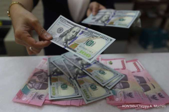 Kompak, Rupiah Jisdor Melemah 0,21% ke Rp 15.939 Per Dolar AS pada Kamis (12/12)