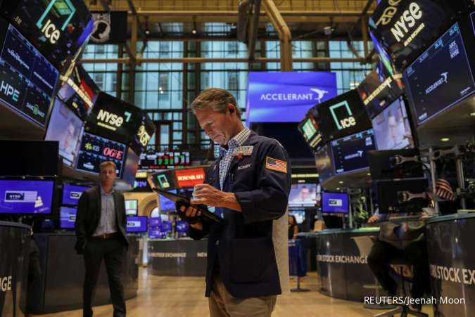 Wall Street Melemah Jumat (29/8), Inflasi dan Tarif AS Tekan Saham Teknologi