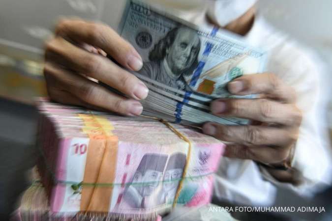 Dolar AS Menguat Ditopang Efek Tarif Terbaru Trump, Rupiah Makin Lesu