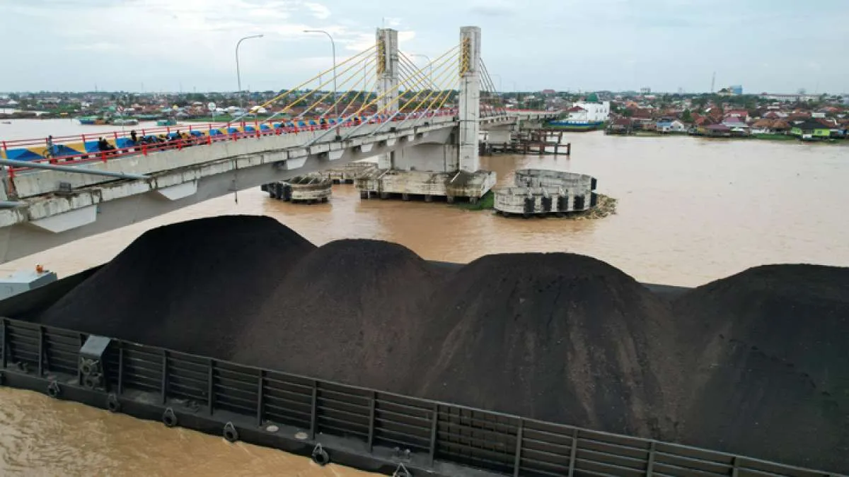 Windfall Komoditas Belum Optimal, Indef Dorong Skema Pajak Progresif