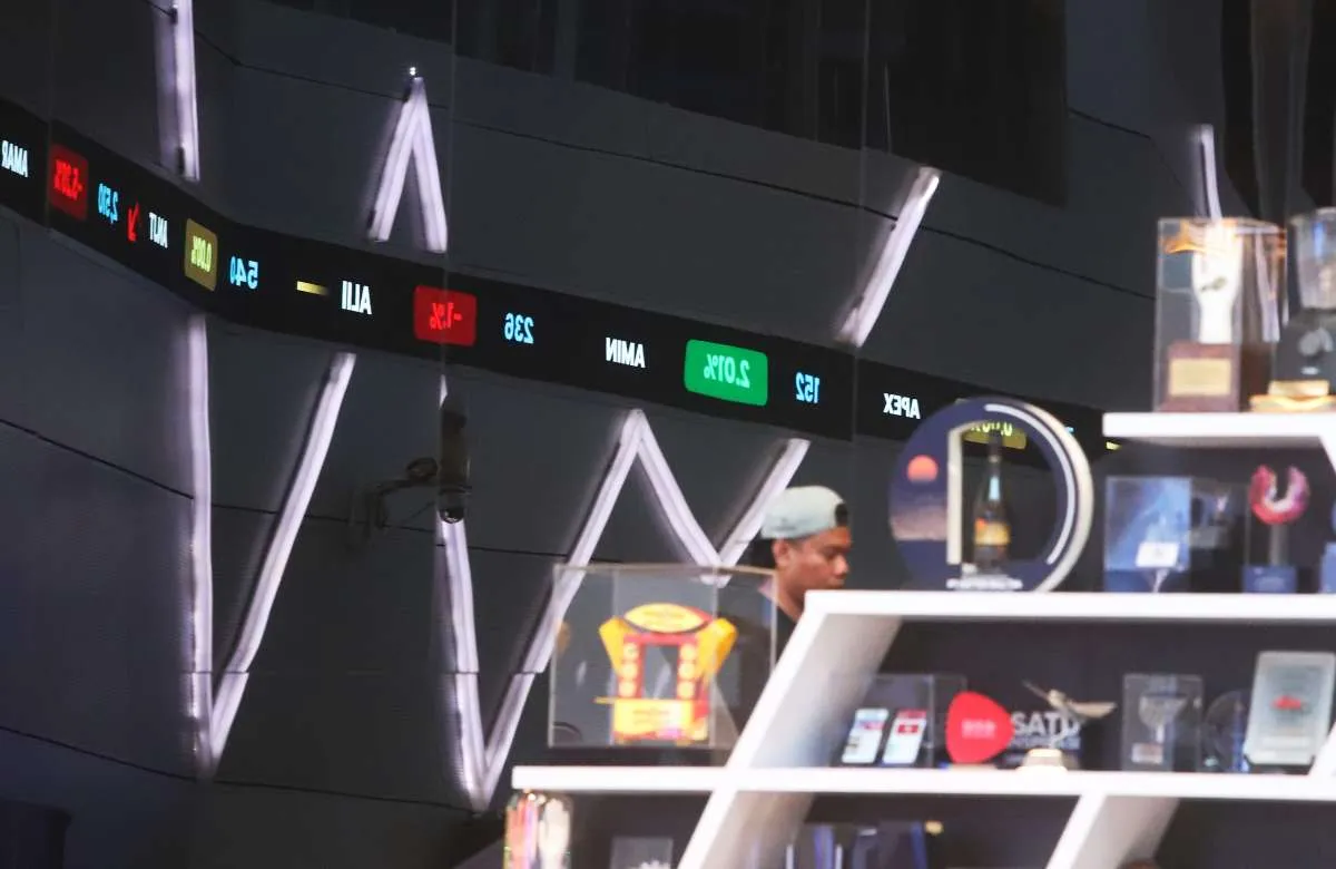 BBCA Kembali Diburu, Cek Saham Net Buy Terbesar Asing Saat IHSG Turun, Rabu (22/10)