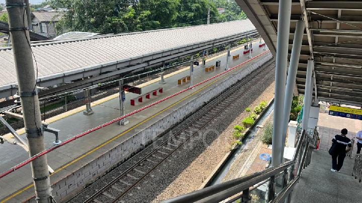KAI Batasi Kecepatan Kereta Jarak Jauh di Bekasi Timur