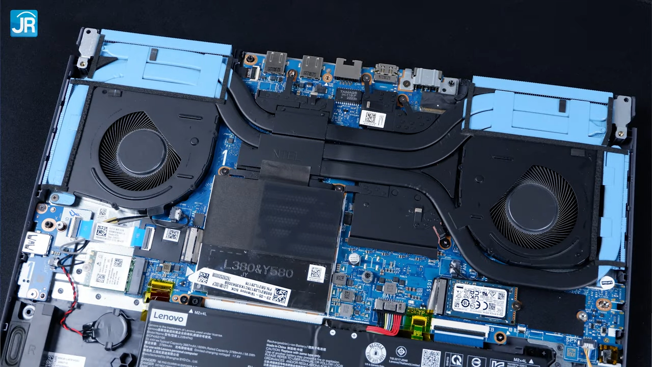 Lenovo LOQ 15IRH8 20