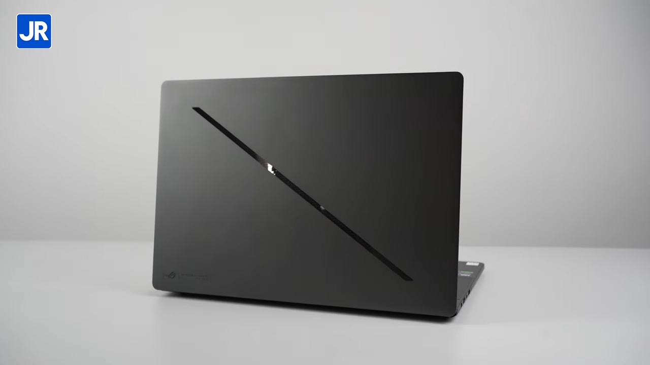 ASUS ROG Zephyrus G16 2024 GU605 1