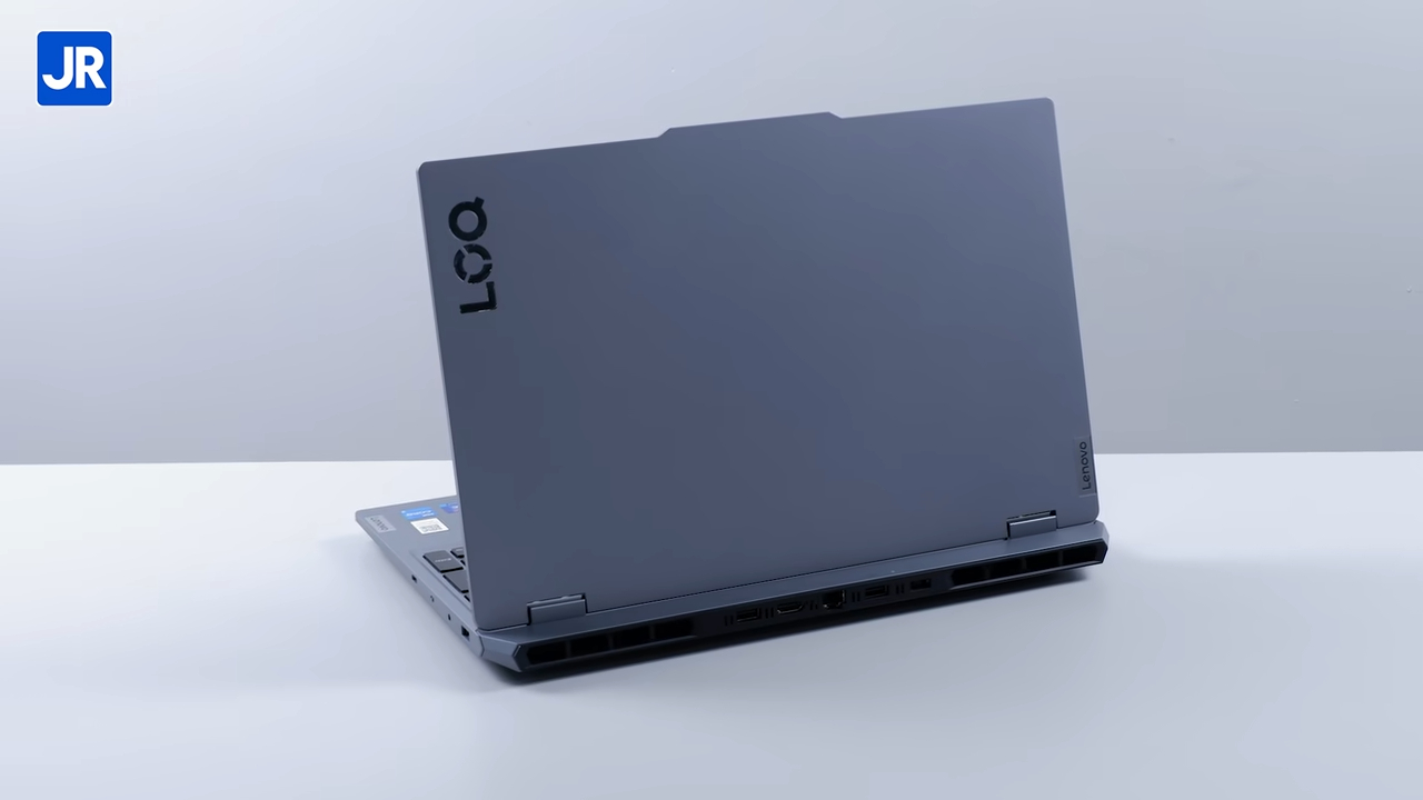 Lenovo LOQ 15IAX9I 9