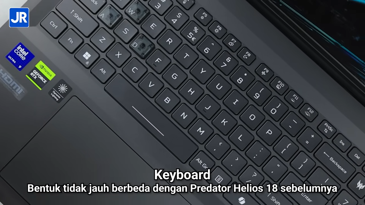 Acer Predator Helios 18 AI 2041
