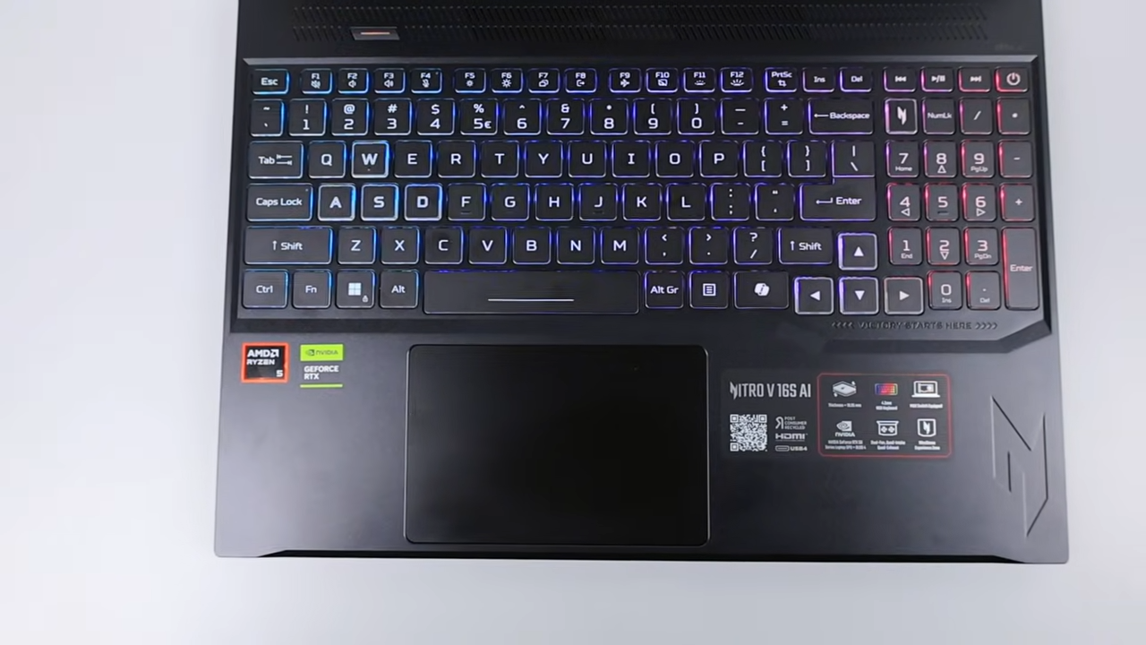 Acer Nitro V 16S AI 14