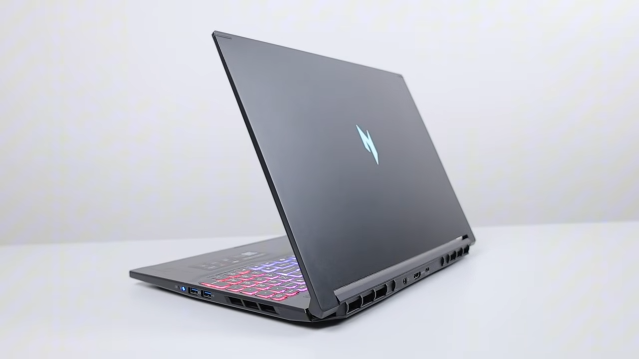 Acer Nitro V 16S AI 4